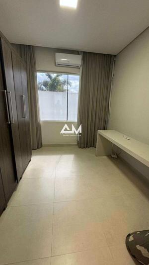Apartamento 3 quartos 3 banheiros 230m²