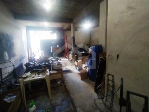 Prédio 2 quartos 2 vagas 320m²