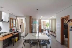Apartamento 4 quartos 2 banheiros 321m²