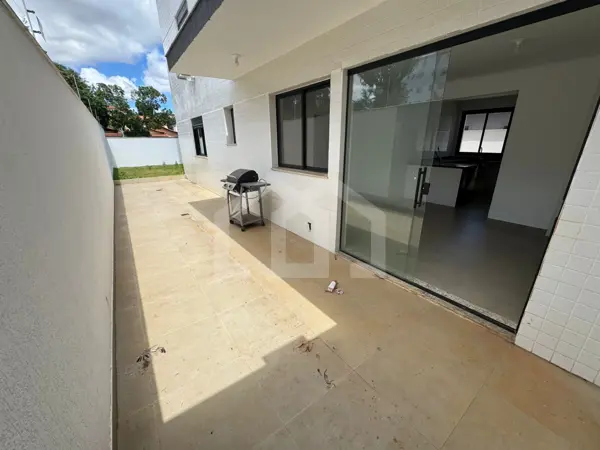 Área privativa 3 quartos 2 vagas 235m²