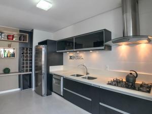 Apartamento 3 quartos 3 banheiros 154m²