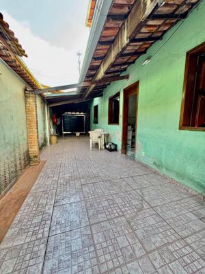 Apartamento 4 quartos 2 banheiros 239m²