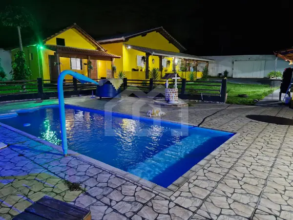 Sítio 3 quartos 10 vagas 720m²