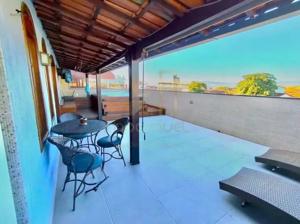 Apartamento 3 quartos 2 banheiros 189m²

