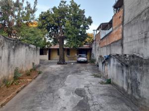 Casa 3 quartos 8 vagas 405m²
