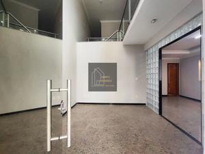 Apartamento 3 quartos 2 banheiros 234m²