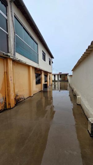 Casa 6 quartos 1 vaga 240m²