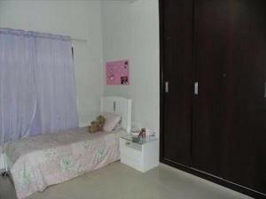 Casa 4 quartos 3 banheiros 
