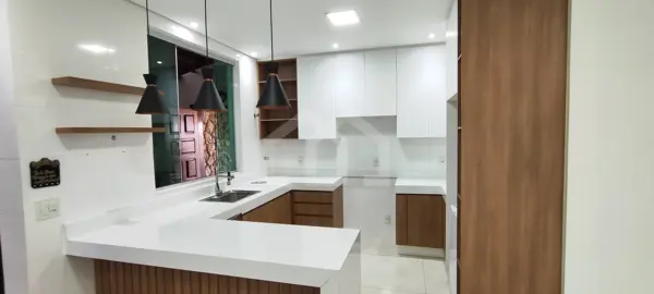 Casa 4 quartos 4 vagas 230m²

