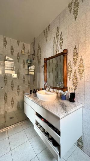 Casa 5 quartos 5 banheiros 360m²