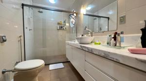 Casa 5 quartos 5 banheiros 360m²