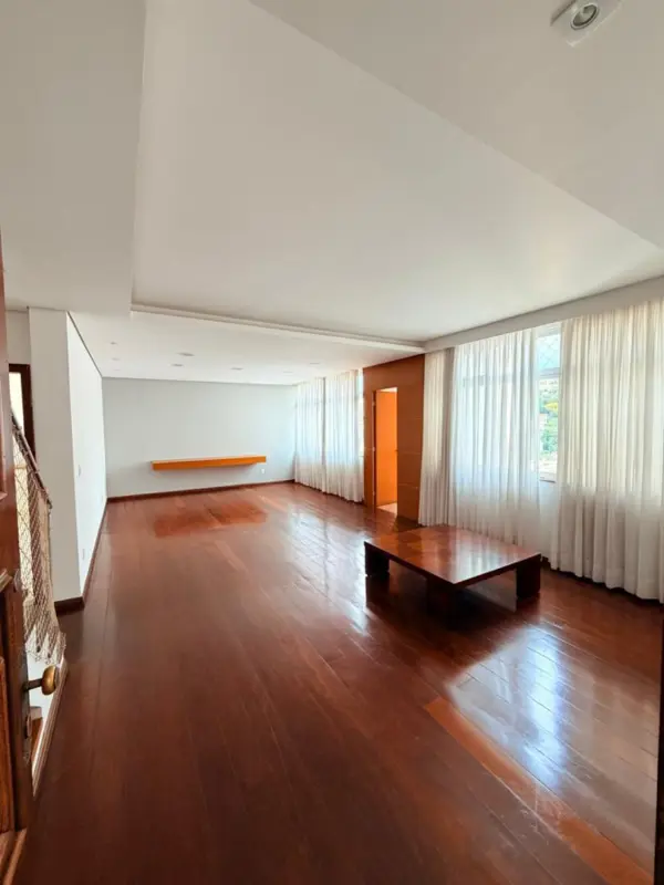 Apartamento 3 quartos 3 banheiros 460m²