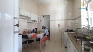 Casa 3 quartos 2 banheiros 182m²