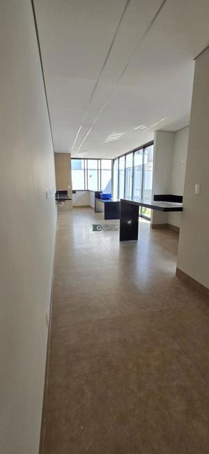 Apartamento 3 quartos 4 banheiros 207m²