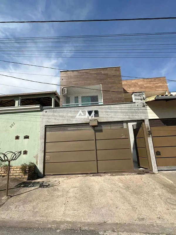 Apartamento 3 quartos 2 banheiros 270m²