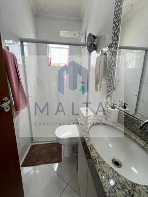 Casa 3 quartos 3 banheiros 156m²