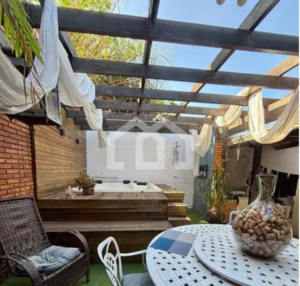 Casa 4 quartos 3 vagas 360m²