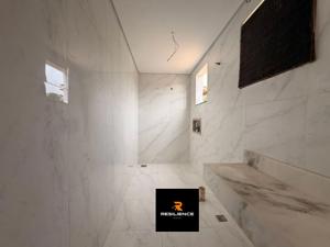 Casa em condomínio 2 quartos 4 vagas 390m²