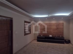 Casa 3 quartos 4 vagas 200m²