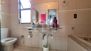 Casa 6 quartos 1 vaga 240m²