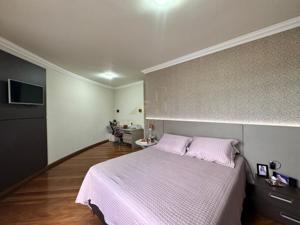 Apartamento 3 quartos 2 banheiros 220m²