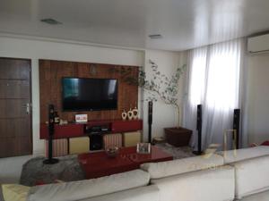 Apartamento 3 quartos 2 banheiros 
