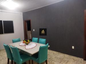 Casa 2 quartos 2 banheiros 130m²