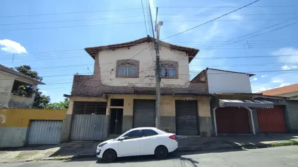 Casa 4 quartos 1 vaga 360m²
