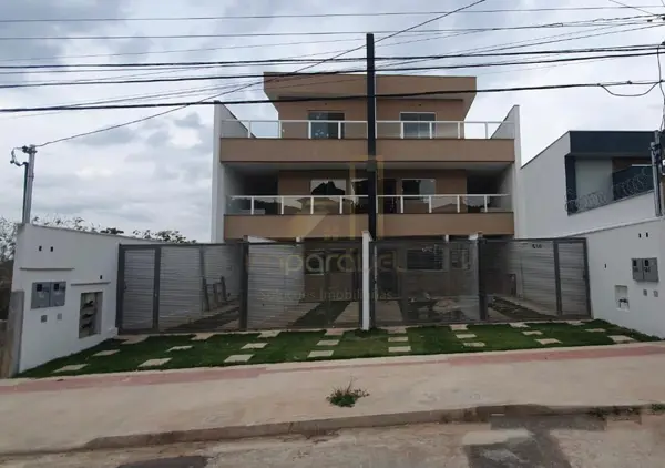 Casa 3 quartos 3 banheiros 190m²
