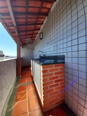Cobertura 4 quartos 2 vagas 216,53m²
