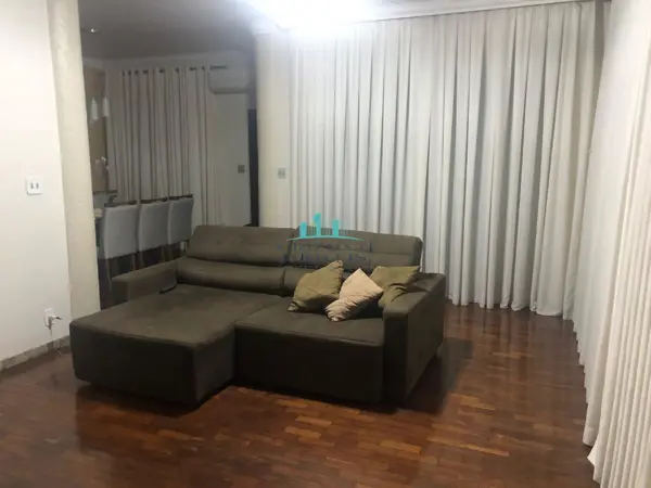 Apartamento 5 quartos 4 banheiros 674m²