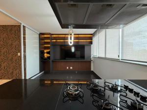 Apartamento 3 quartos 5 banheiros 310m²