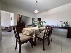 Casa 4 quartos 2 vagas 181m²
