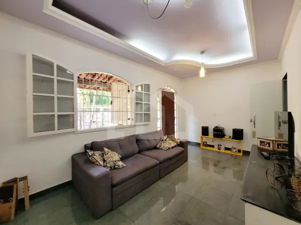 Casa 4 quartos 3 vagas 225m²