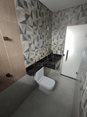 Casa 3 quartos 2 banheiros 
