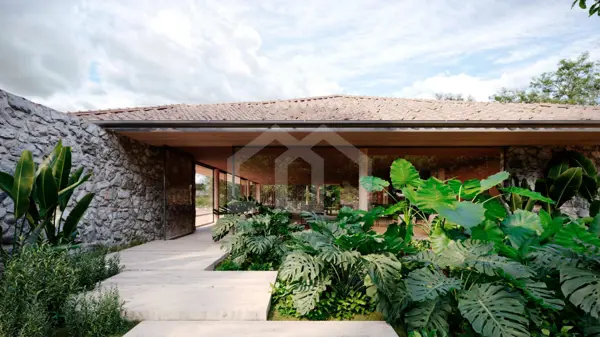 Lote em condomínio 806,55m²