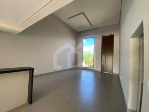 Casa em condomínio 4 quartos 4 vagas 256m²