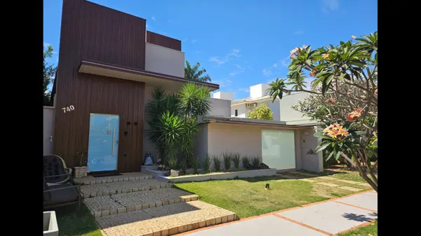 Apartamento 3 quartos 3 banheiros 270m²