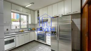 Apartamento 4 quartos  banheiros 138m²