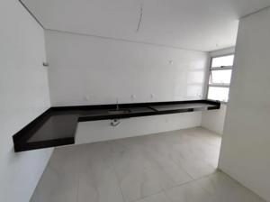 Casa 3 quartos 2 banheiros 
