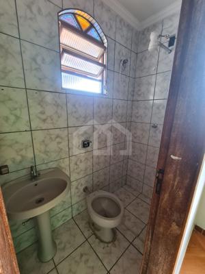 Casa 3 quartos 6 vagas 200m²