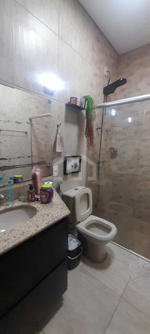 Casa 4 quartos 6 vagas 300m²