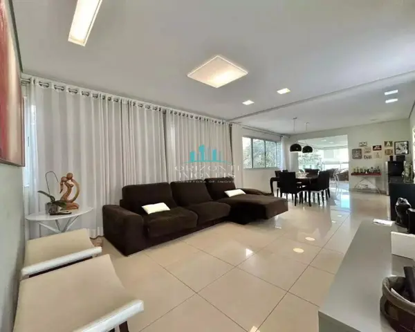 Apartamento 4 quartos 2 banheiros 
