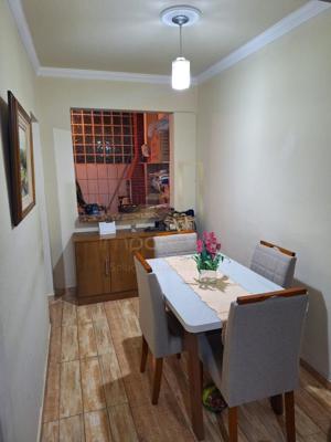 Casa 2 quartos 2 banheiros 100m²
