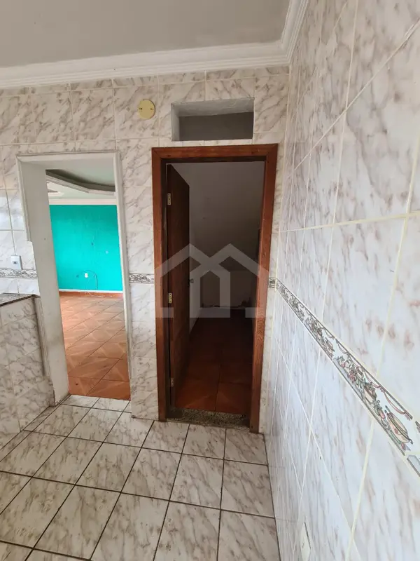 Casa 3 quartos 6 vagas 200m²