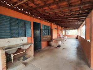 Apartamento 3 quartos 2 banheiros 22700m²