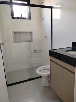 Apartamento 3 quartos 3 banheiros 145m²