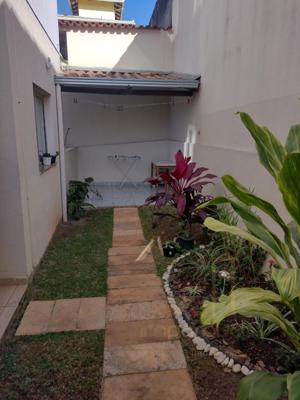 Apartamento 3 quartos 2 banheiros 121,54m²
