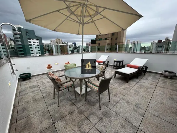 Apartamento 4 quartos  banheiros 200m²
