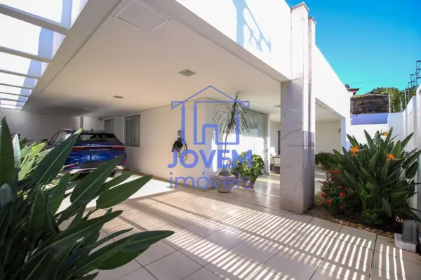 Casa 4 quartos 4 banheiros 336m²